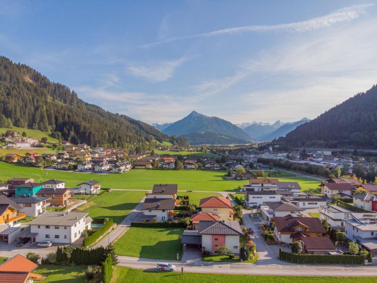 Holiday Home Happy By Interhome Eben Im Pongau Exteriör bild