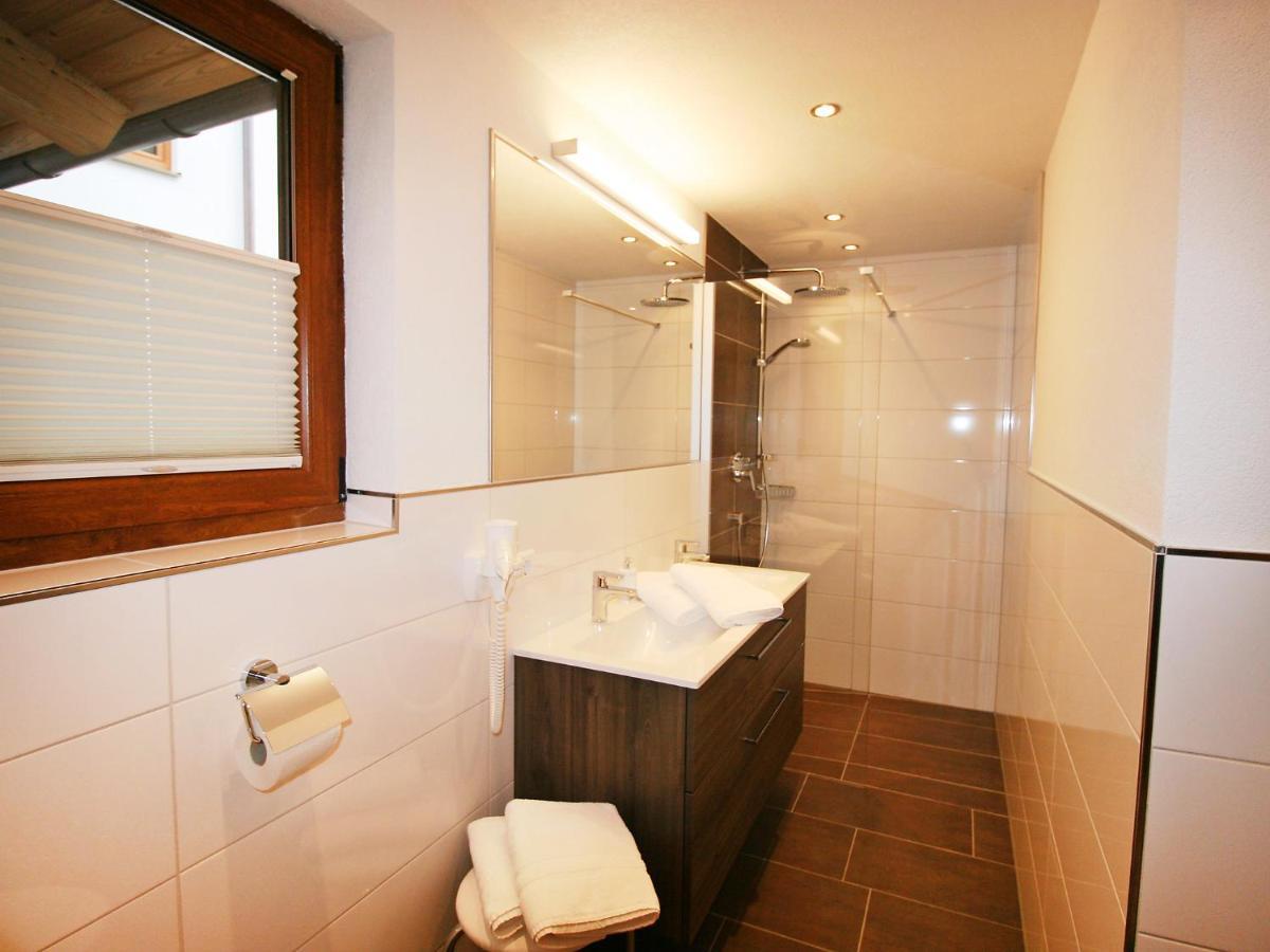 Holiday Home Happy By Interhome Eben Im Pongau Exteriör bild