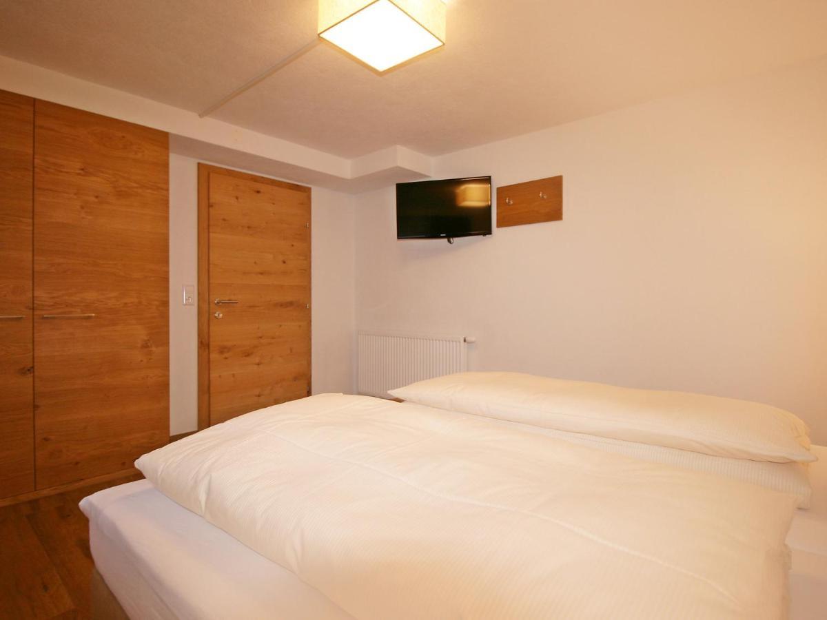 Holiday Home Happy By Interhome Eben Im Pongau Exteriör bild